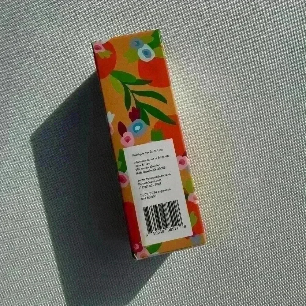 NWT Flora & Noor Bright Side Serum - Vitamin C Serum + Hyaluronic Acid